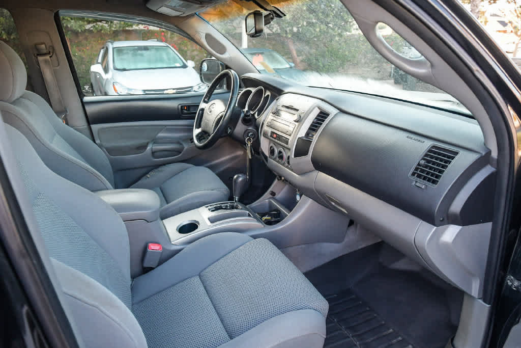 Used 2009 Toyota Tacoma PreRunner RWD image 15