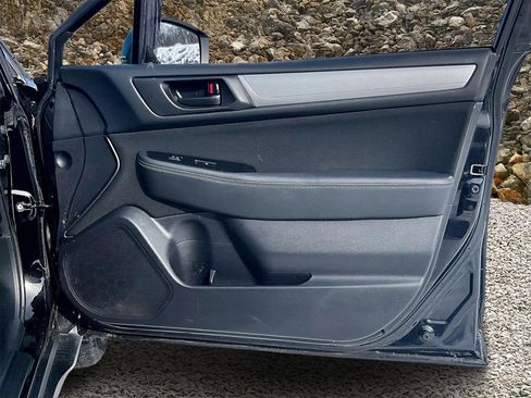 Used 2015 Subaru Outback 2.5i image 21