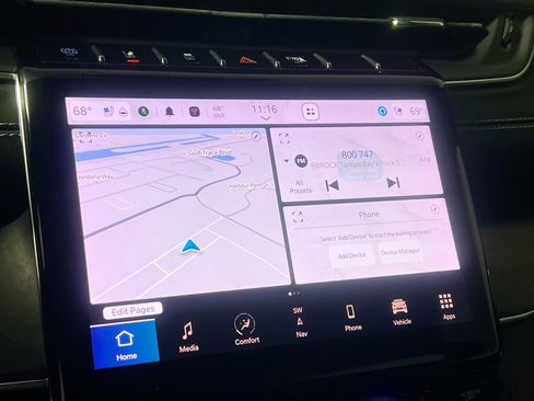 Used 2023 Jeep Grand Cherokee Overland image 28