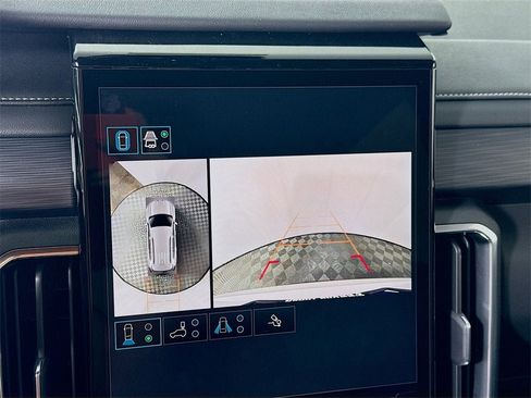 New 2026 GMC Acadia Elevation w/ Super Cruise Package image 9