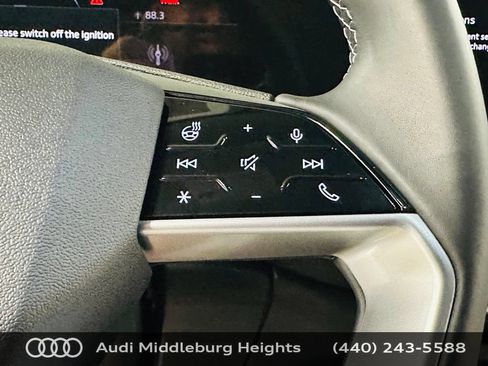 Certified 2025 Audi Q5 Premium w/ Premium Plus AWD/4WD image 19