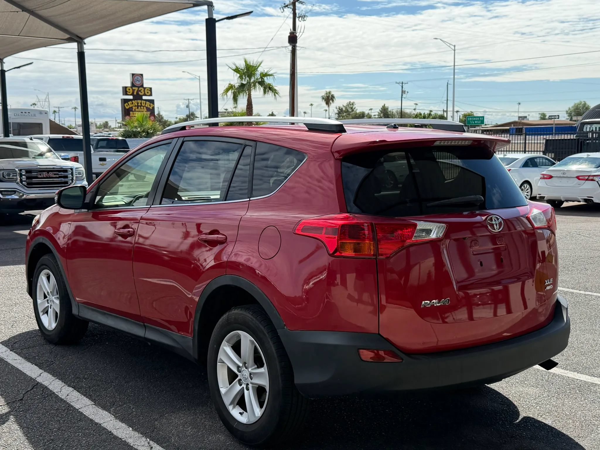 Used 2013 Toyota RAV4 XLE AWD/4WD image 6