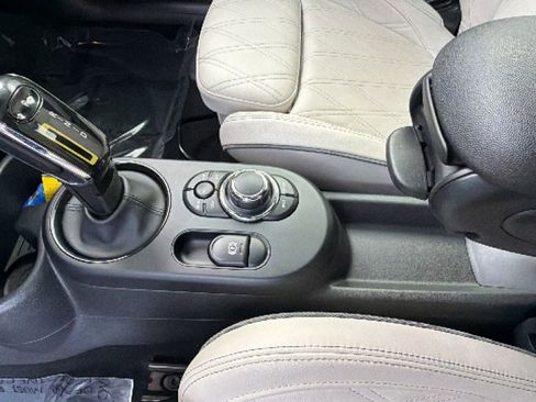 Used 2022 MINI Cooper SE FWD image 13