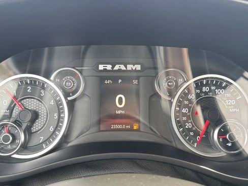 Used 2024 RAM 3500 Tradesman AWD/4WD image 38