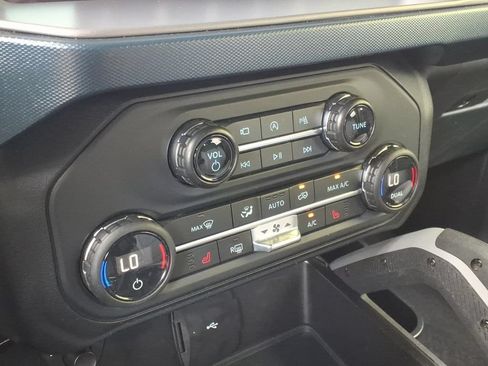 Used 2023 Ford Bronco Outer Banks AWD/4WD image 24
