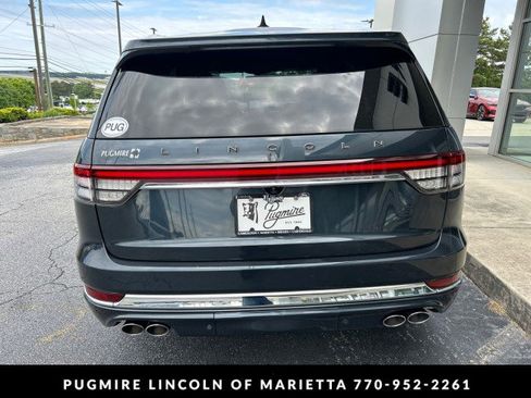 Used 2023 Lincoln Aviator Black Label w/ Class IV Trailer Tow Package AWD/4WD image 6