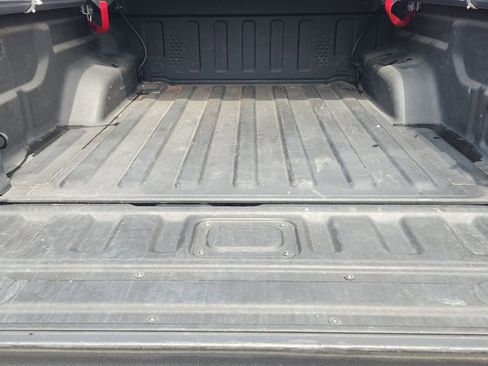 Used 2022 Jeep Gladiator Sport AWD/4WD image 35