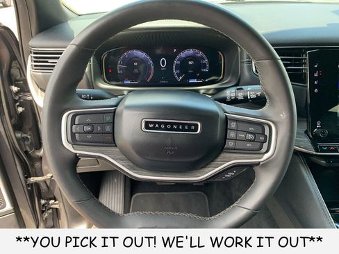 Used 2022 Jeep Wagoneer Series III AWD/4WD image 15
