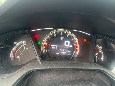 Used 2017 Honda Civic LX image 8