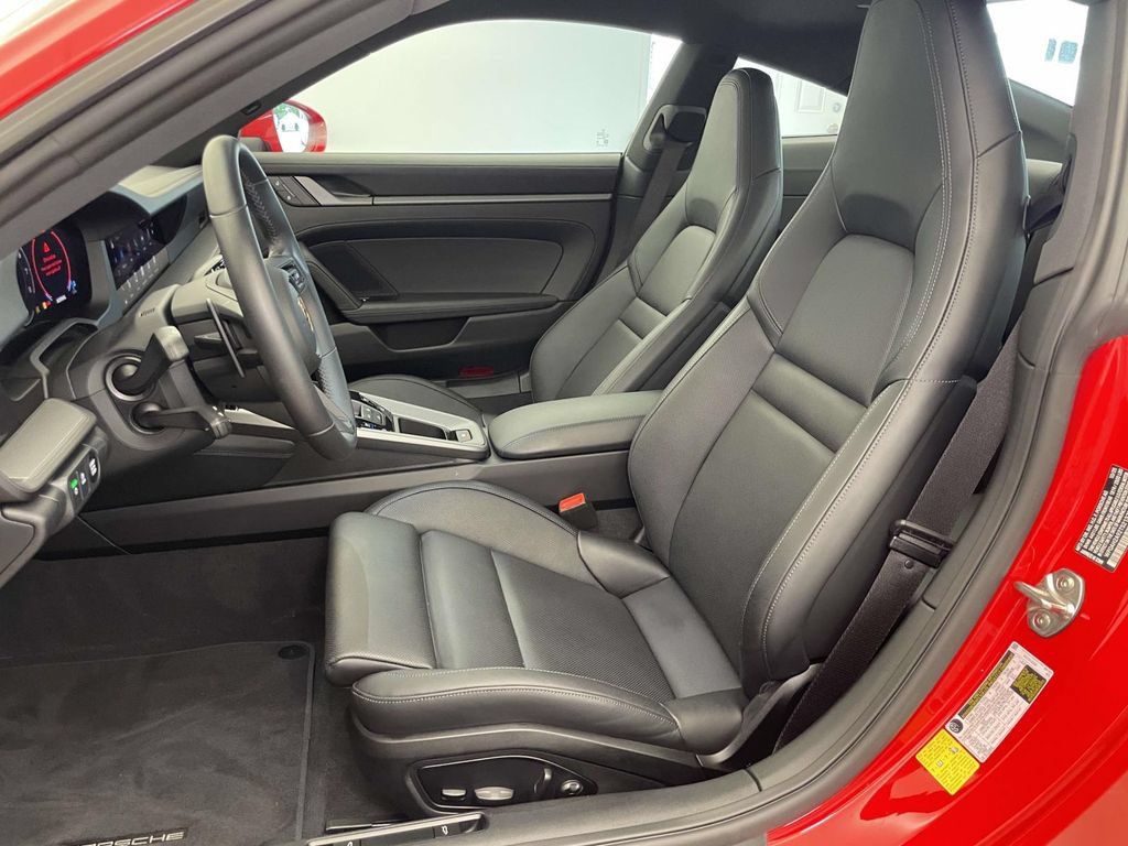 Used 2026 Porsche 911 Carrera 4S AWD/4WD image 5