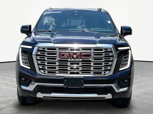 Used 2025 GMC Yukon Denali AWD/4WD image 2