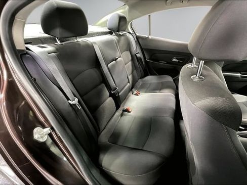 Used 2015 Chevrolet Cruze LT FWD image 23