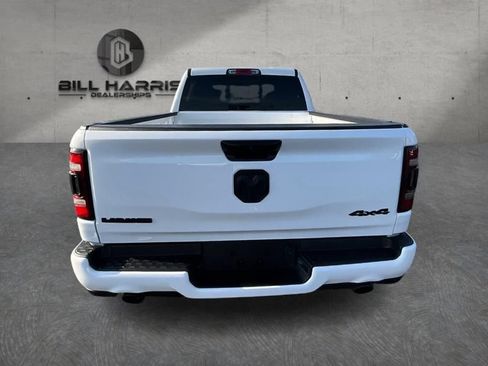 Used 2024 RAM 1500 Laramie AWD/4WD image 7
