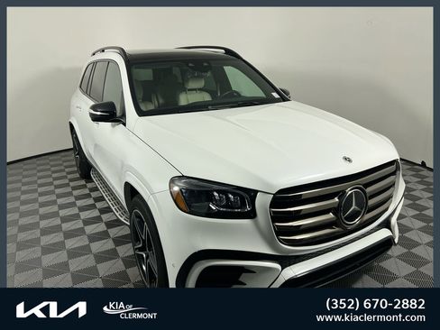 Used 2024 Mercedes-Benz GLS 450 4MATIC image 1