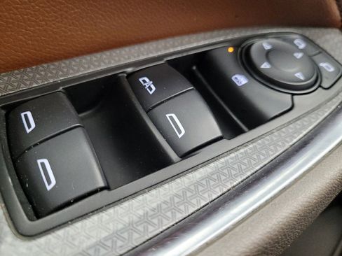 Used 2018 Chevrolet Malibu LT w/ Leather Package image 27