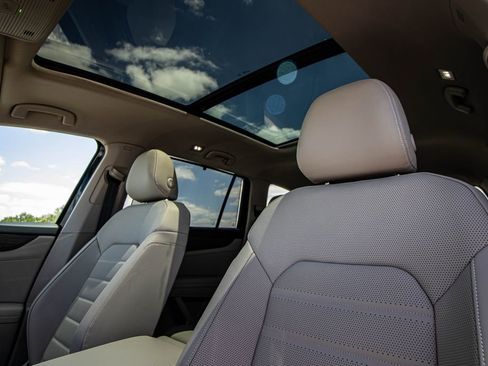 New 2026 Volkswagen Atlas SEL AWD/4WD image 50