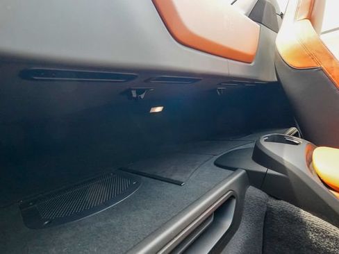 Used 2019 BMW i8 Roadster AWD/4WD image 87