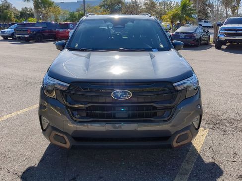 Used 2025 Subaru Forester Sport image 4