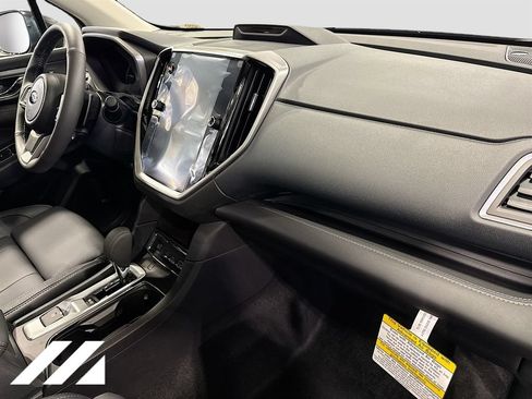 Used 2026 Subaru Ascent Limited AWD/4WD image 32