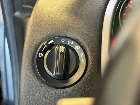 Used 2006 Pontiac GTO RWD image 10