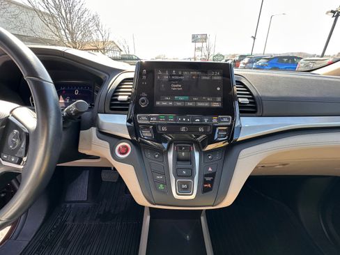 Used 2019 Honda Odyssey EX-L image 17