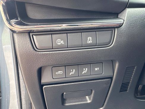 Used 2024 MAZDA MAZDA3 s image 34