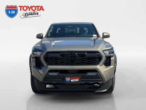 Certified 2026 Toyota Tacoma TRD Off-Road w/ TRD Off Road Upgrade Package AWD/4WD image 8