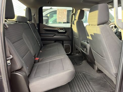 Used 2023 Chevrolet Silverado 1500 RST w/ Z71 Off-Road Package image 27