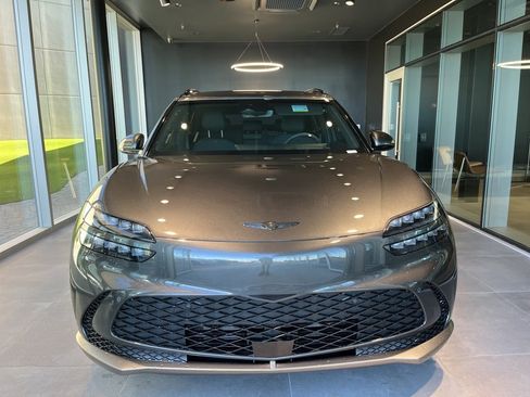 New 2024 Genesis GV60 RWD image 1