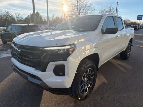 Certified 2024 Chevrolet Colorado Z71 w/ Z71 Convenience Package 2 image 7