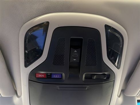 Certified 2022 Subaru Outback Limited image 25