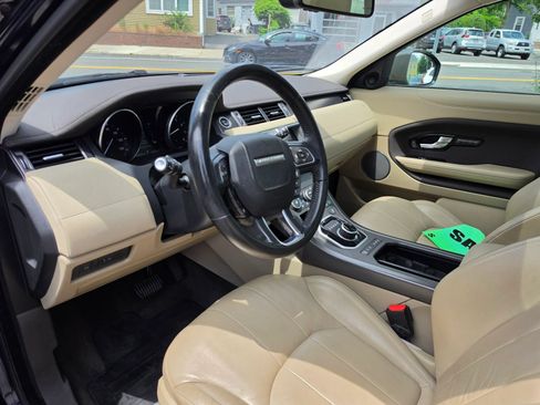 Used 2018 Land Rover Range Rover Evoque AWD/4WD image 9