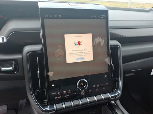 New 2026 GMC Yukon XL AT4 image 21