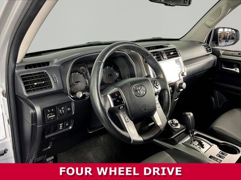 Used 2024 Toyota 4Runner SR5 Premium AWD/4WD image 17