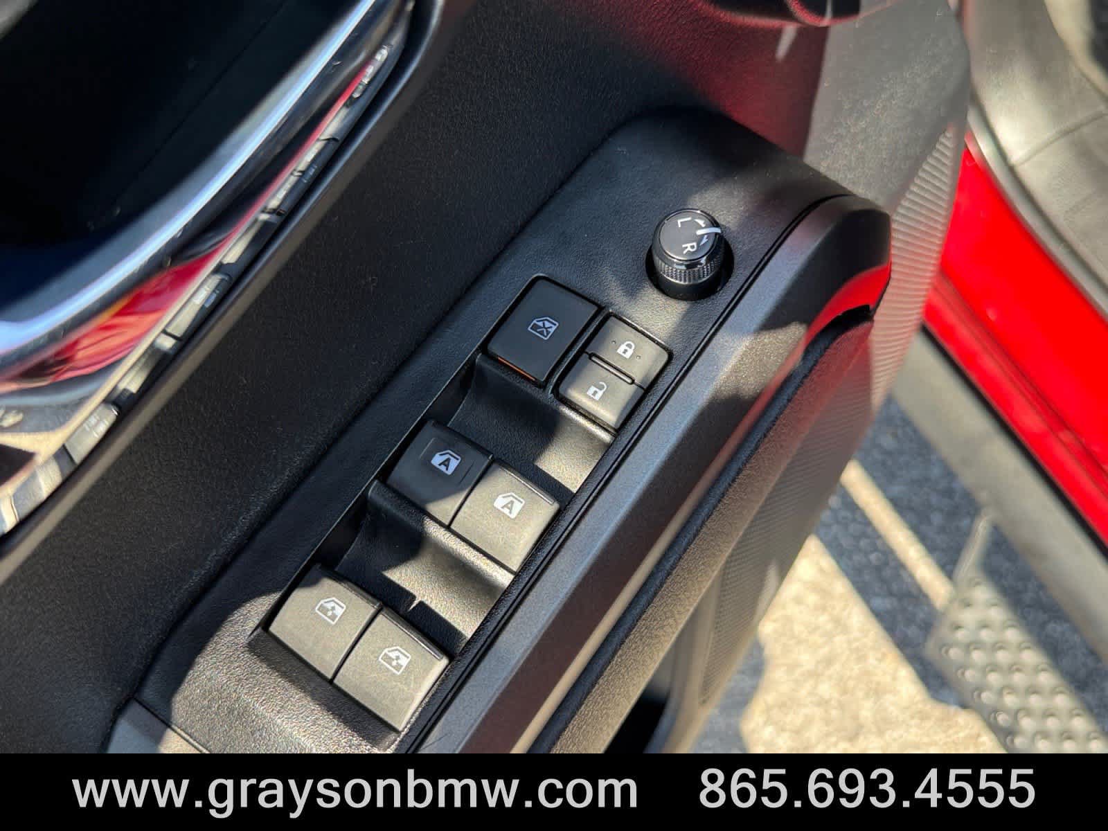 Used 2023 Toyota Tacoma TRD Sport w/ Technology Package AWD/4WD image 16