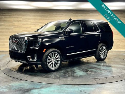 Used 2023 GMC Yukon Denali w/ LPO, Floor Liner Package AWD/4WD image 8
