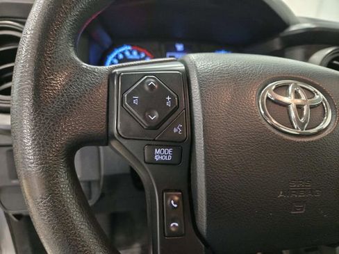 Used 2019 Toyota Tacoma SR image 17