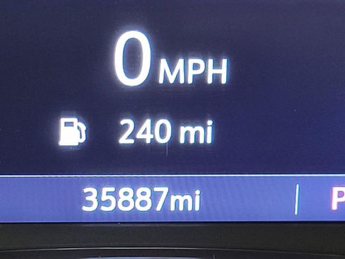 Used 2023 Chevrolet Blazer LT w/ Convenience Package image 2