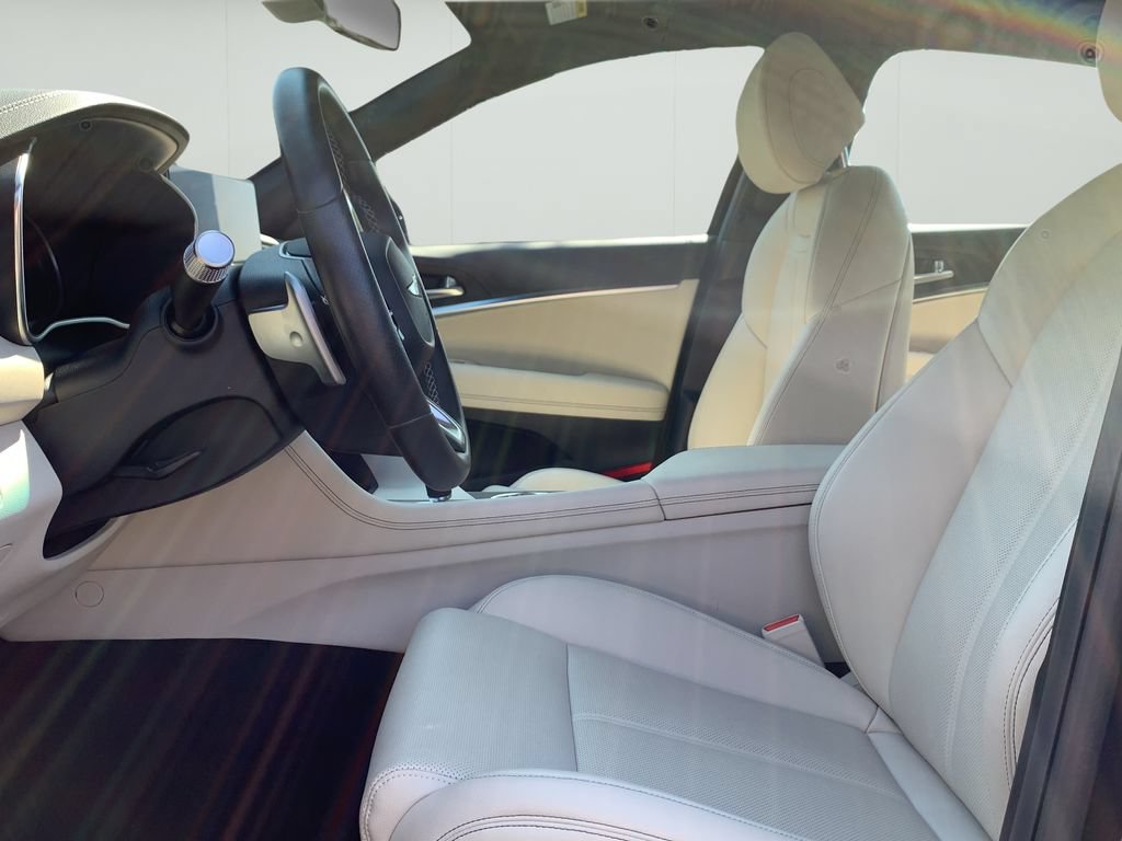 Certified 2026 Genesis G70 2.5T RWD image 14