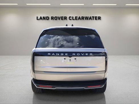 New 2026 Land Rover Range Rover SE image 4