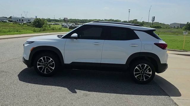 New 2026 Chevrolet TrailBlazer LT FWD image 5