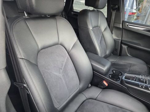 Used 2016 Porsche Macan S AWD/4WD image 30