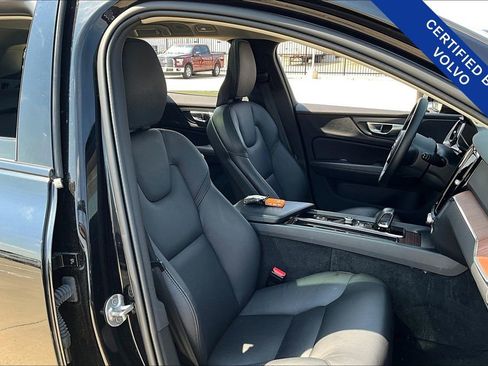 Certified 2024 Volvo V60 B5 Cross Country Plus image 11