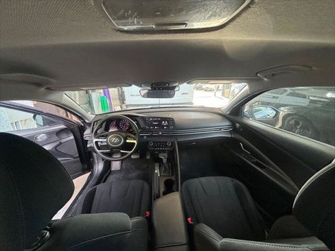 Used 2023 Hyundai Elantra SEL w/ Cargo Package FWD image 28