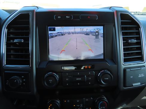 Used 2021 Ford F350 XLT w/ XLT Value Package image 25