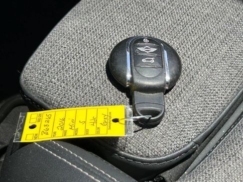 Used 2016 MINI Cooper S FWD image 35