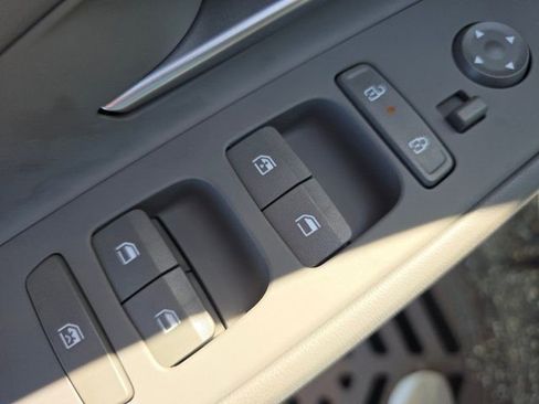 New 2025 Hyundai Elantra Sport image 16