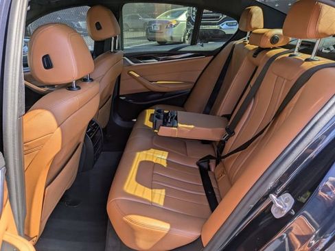 Used 2020 BMW 540i w/ Convenience Package image 15