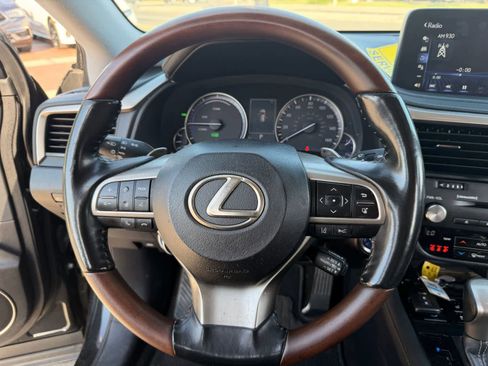 Used 2020 Lexus RX 450h AWD w/ Premium Package image 17