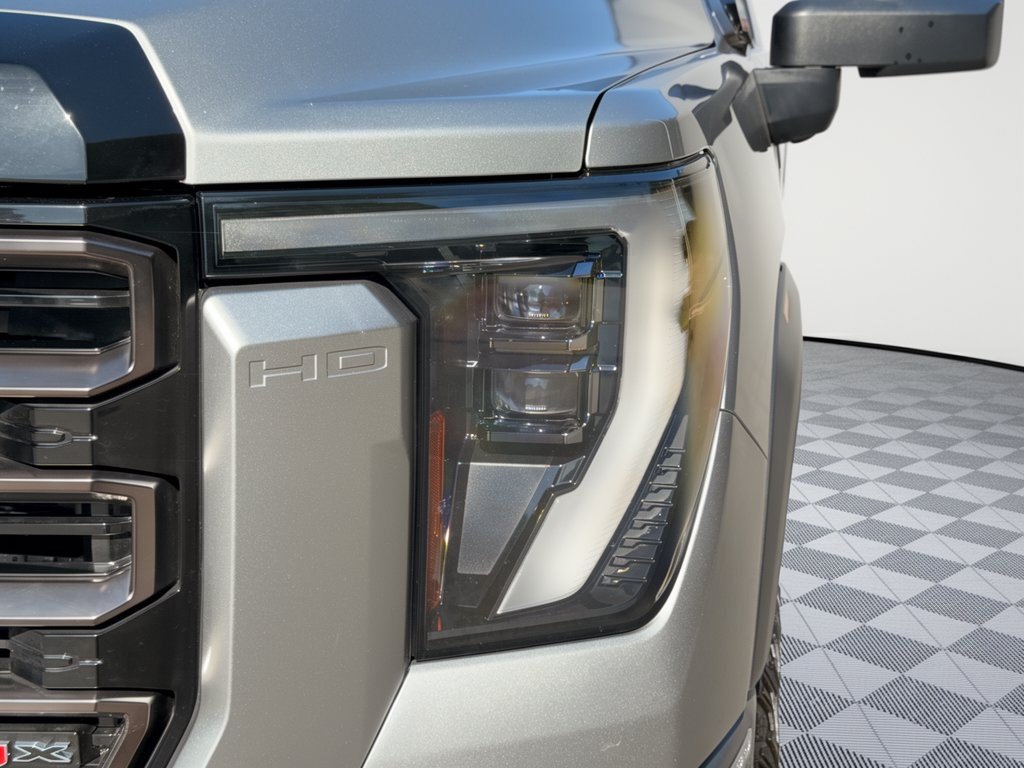 Used 2026 GMC Sierra 2500 AT4X AWD/4WD image 12